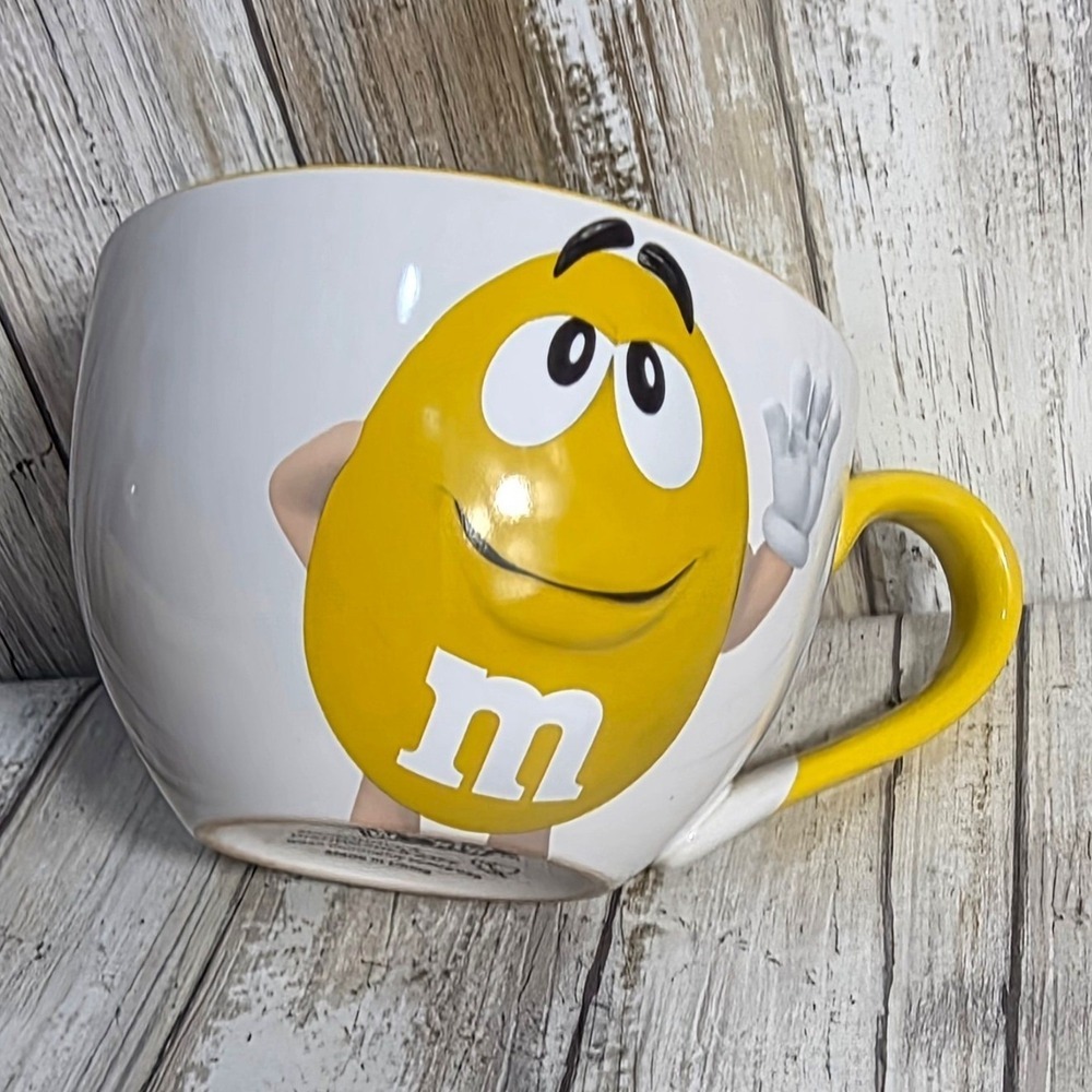 M&M World Yellow Character Oversized Ceramic Soup Mug Coffee Cup White 2018